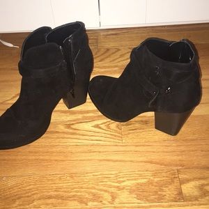 Suede Black booties